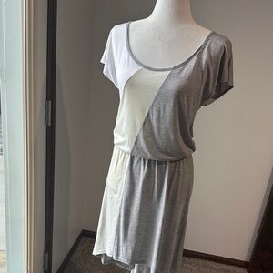 LA made Color Block T-Shirt Dress